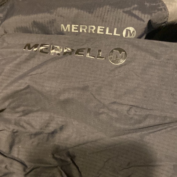 Black Merrell raincoat - Picture 4 of 4